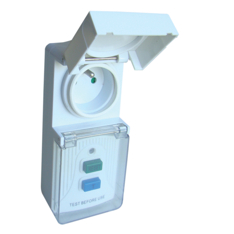 TFGA-4F - Áram-védőkapcsolós adapter, csapos védőérintkezővel